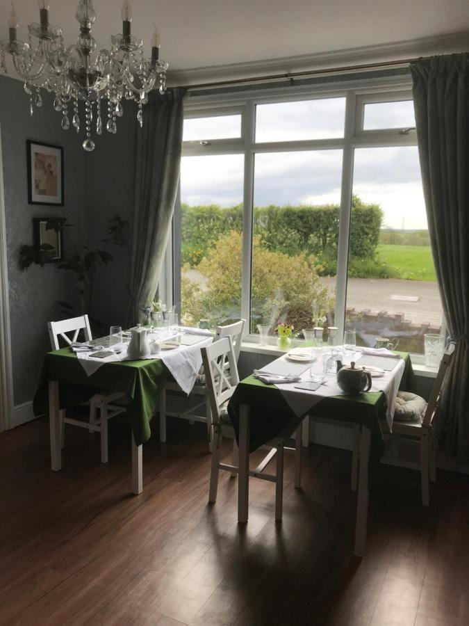 Dale View Bed & Breakfast Holmrook Екстериор снимка