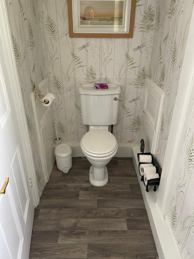 Dale View Bed & Breakfast Holmrook Екстериор снимка
